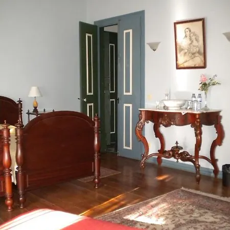 Bed & Breakfast Casa Dos Torres Novas