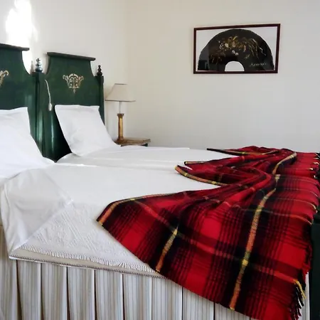 Bed & Breakfast Casa Dos Torres Novas